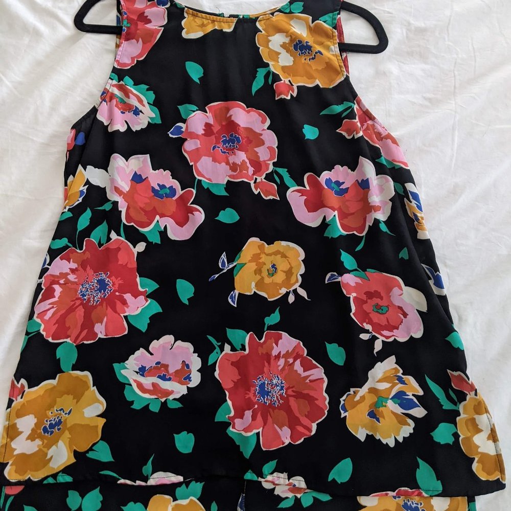 Who What Wear Floral Sleeveless Top
